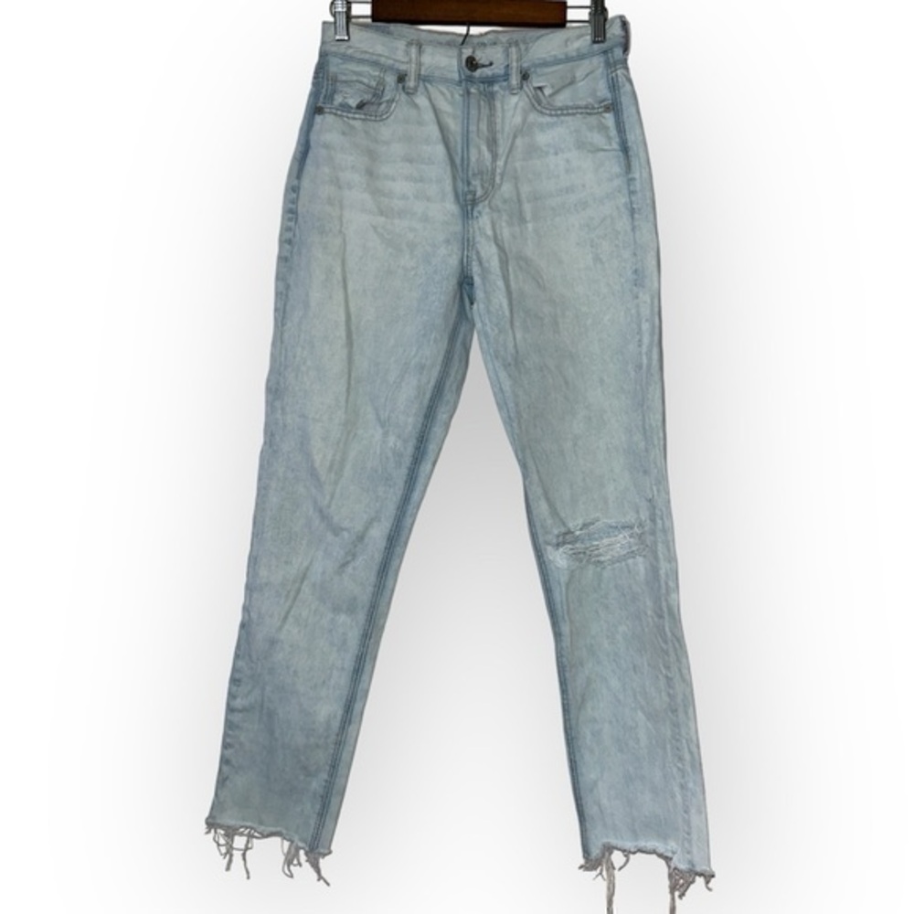American Eagle light wash mom jeans SIZE 4R